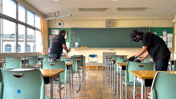 学校施設でのルネプラス施工